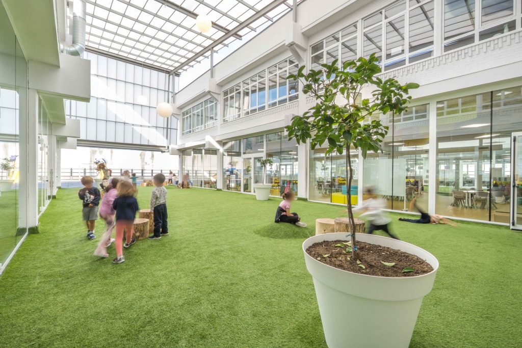 La_Salle_Bilbao_Planta_baja_infantil_terrzas_patios_pequeños (1)_3